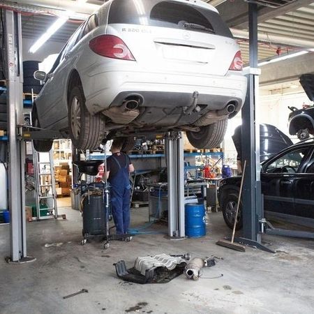 Transmission Repair International GmbH - Werkstatt